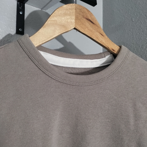 Men's sweater size small - Picture 6 of 6